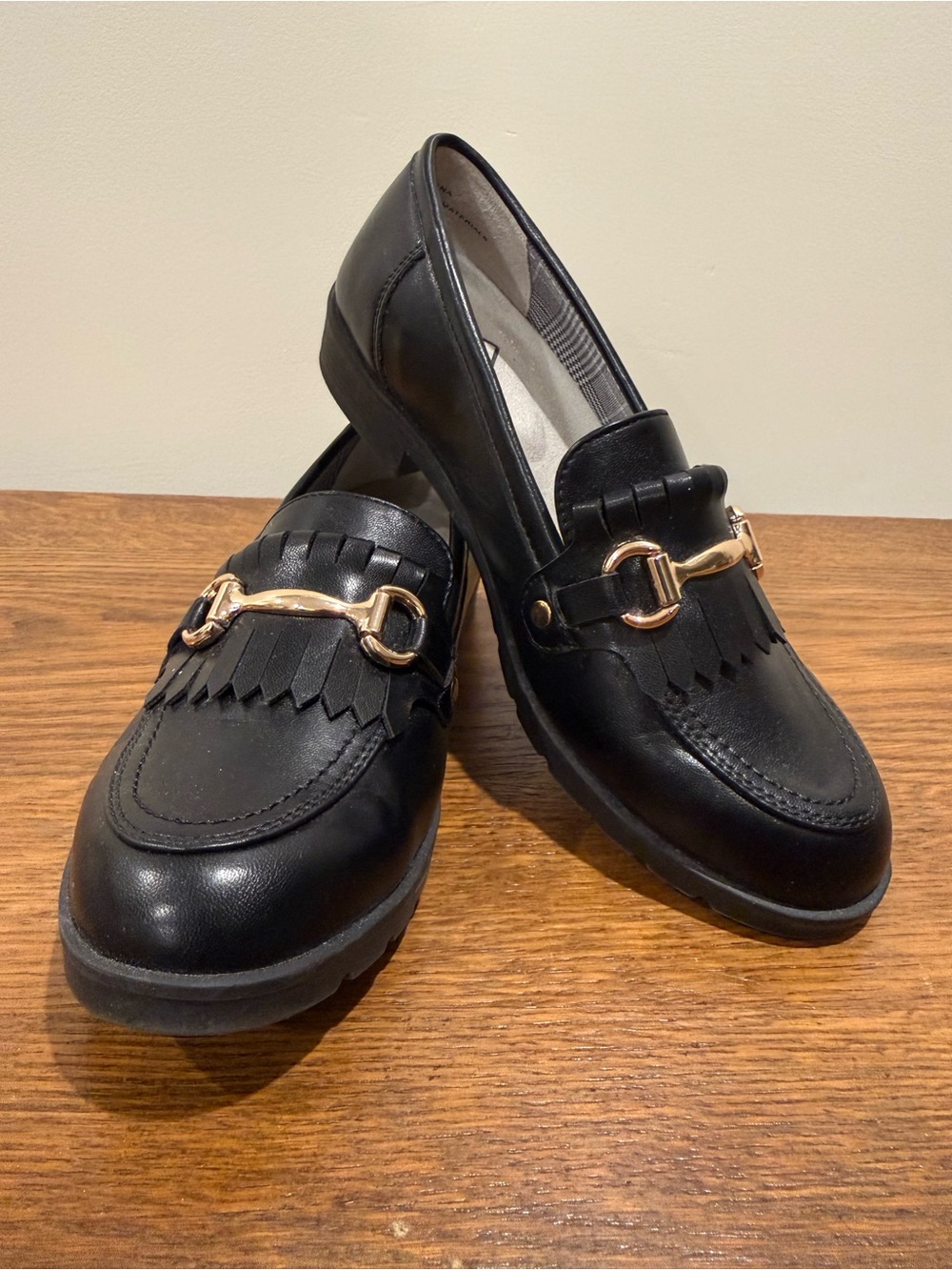 Black Horsebit Loafers Preppy Old Money Kiltie Shoes Size 7 Gossip Girl